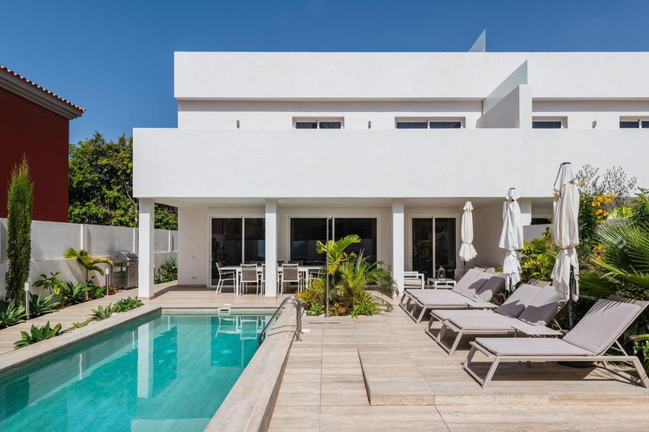 Villa Deluxe Suites Maspalomas มาสปาโลมาส ภายนอก รูปภาพ